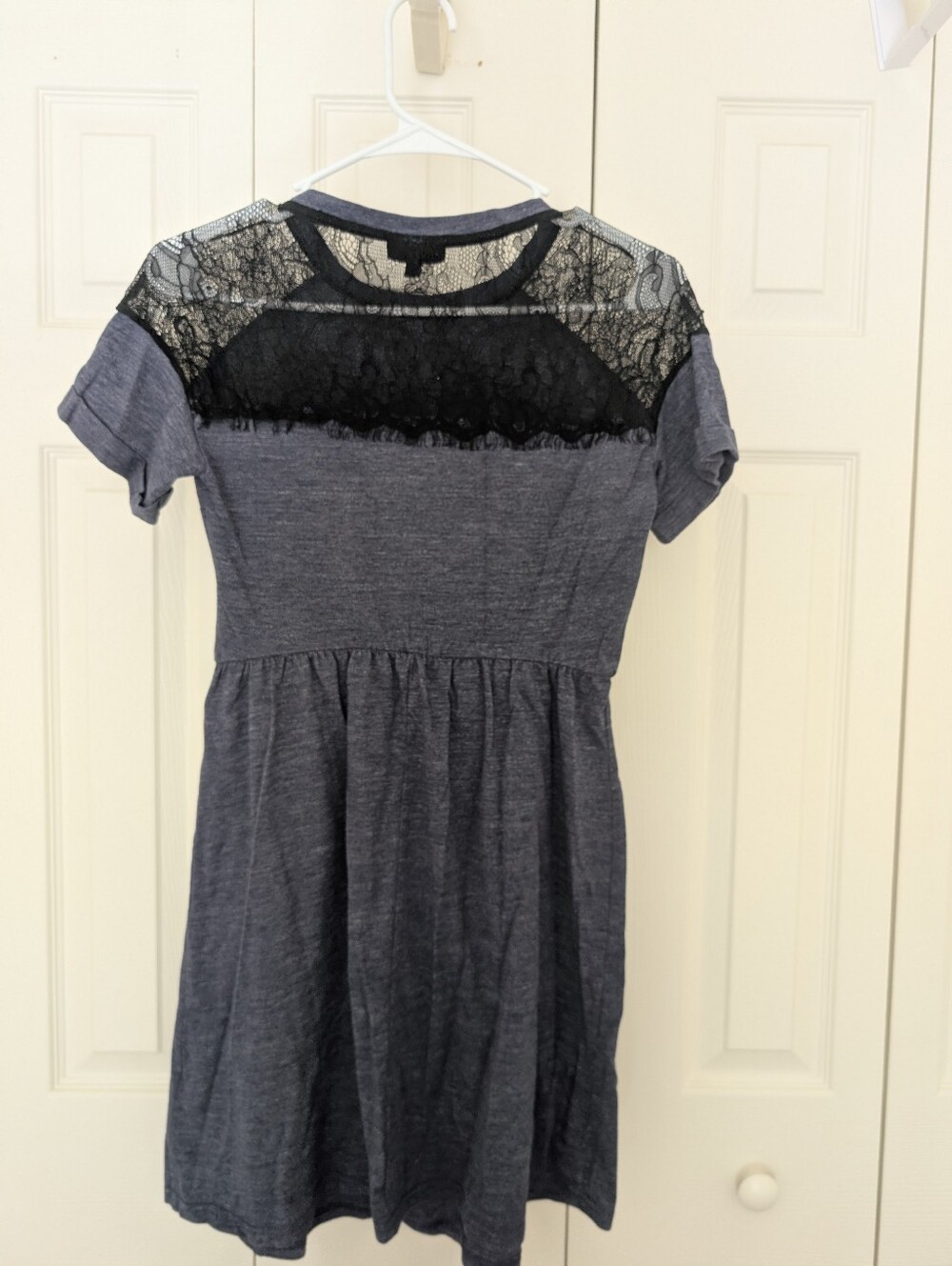Topshop Lace Yoke Fit and Flare Mini Dress Size 4 - Picture 2 of 4